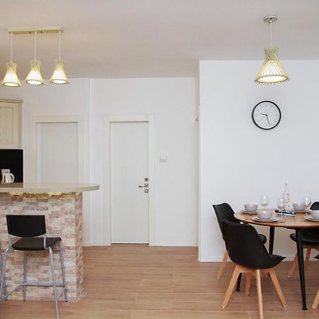 Apartments4You Betti Бат-Ям Экстерьер фото