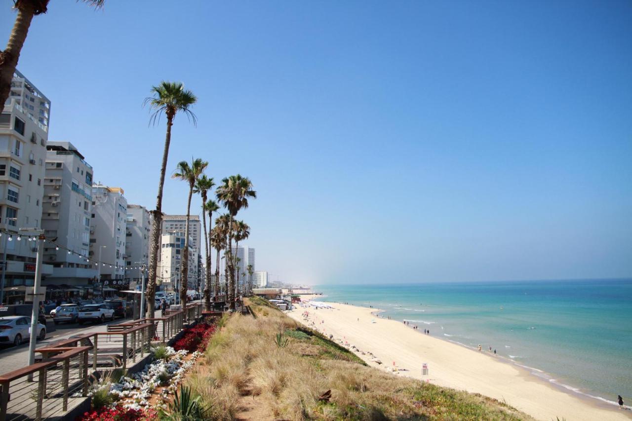 Apartments4You Betti Бат-Ям Экстерьер фото